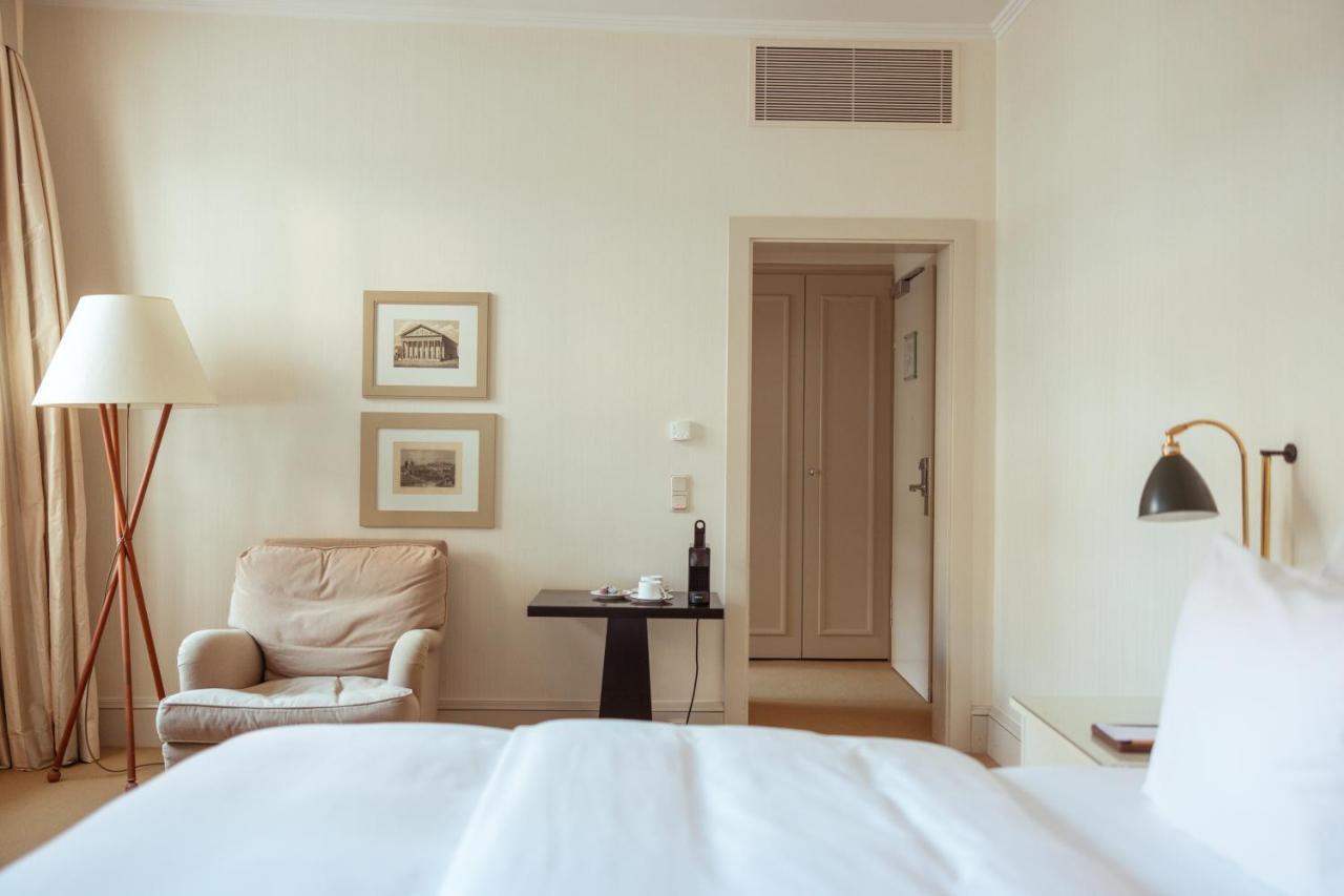 Hotel Parkhotel Quellenhof 5*